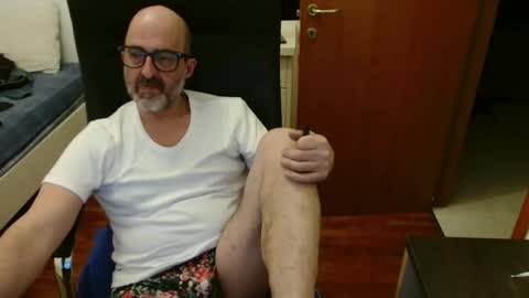 simi online show from February 2026 07:36:02 PM