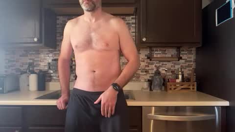 newguy_097 online show from November 2025 07:04:02 PM