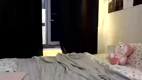 Nova online show from October 2025 05:45:02 PM