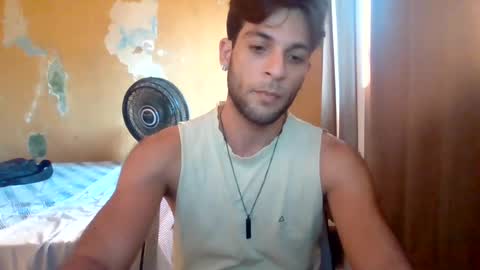 Snapshot of newt_easy chatting on June 2026 06:51:02 PM Lucena BR online show from June 2026 06:51:02 PM