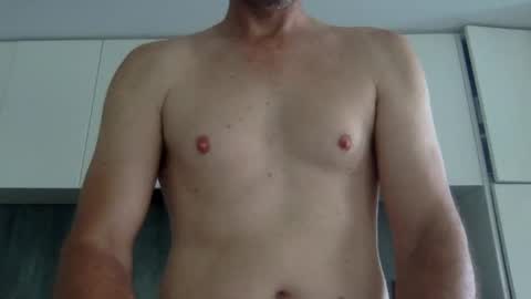 Snapshot of newysub75 chatting on December 2024 11:13:02 PM newysub75 online show from December 2024 11:13:02 PM