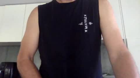 Snapshot of newysub75 chatting on December 2024 01:10:01 AM newysub75 online show from December 2024 01:10:01 AM