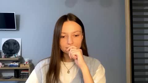 Agne online show from November 2025 01:10:01 PM