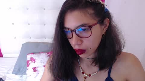 nextdoor_fantasy online show from January 2025 08:45:02 PM