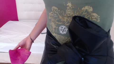 nextdoor_fantasy online show from January 2025 10:52:02 AM