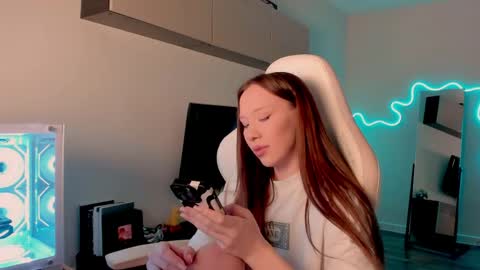 Mina online show from April 2026 08:26:01 AM