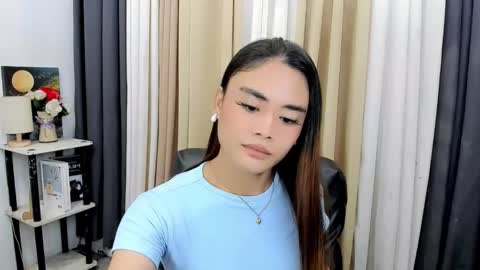 hottie nicole online show from February 2026 01:09:02 AM