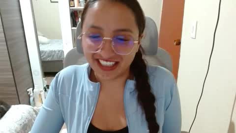 Snapshot of nia_cop chatting on January 2026 01:08:02 AM Dani online show from January 2026 01:08:02 AM
