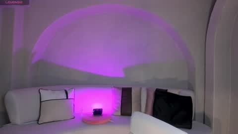 SQUIRTER DOLL    online show from October 2025 07:54:02 PM