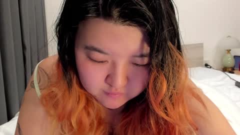 Kim online show from January 2025 10:52:01 PM