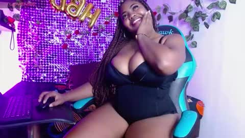 Snapshot of niawk_ chatting on November 2025 02:51:01 PM Niawk online show from November 2025 02:51:01 PM