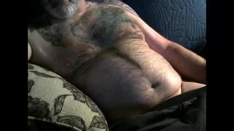 OldMadtown Guy online show from November 2025 05:42:02 AM