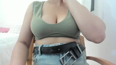 Snapshot of nicebrown chatting on March 2025 10:53:01 PM Sfora online show from March 2025 10:53:01 PM