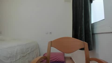 Snapshot of nicebrown chatting on September 2025 07:43:01 AM Sfora online show from September 2025 07:43:01 AM