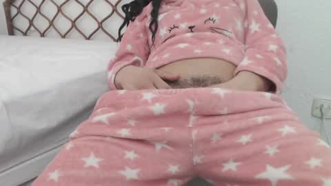 Snapshot of nicebrown chatting on May 2026 09:49:02 AM Sfora online show from May 2026 09:49:02 AM