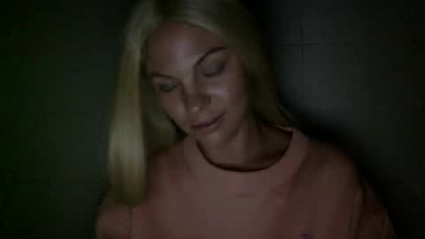 Amber online show from September 2025 02:15:02 AM