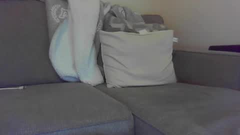 Andrew online show from October 2025 09:30:01 PM