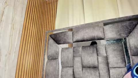 Luna online show from November 2025 11:32:01 PM