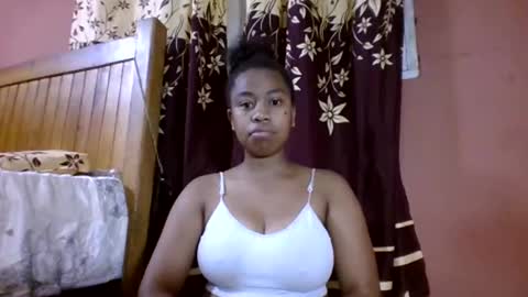 nicelly01 online show from April 2026 05:56:01 AM