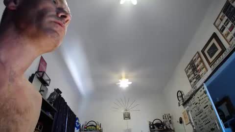 Snapshot of niceonebrov chatting on February 2026 01:31:01 AM niceonebrov online show from February 2026 01:31:01 AM