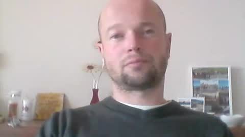 Snapshot of nick1990b chatting on February 2026 11:31:01 AM nick1990b online show from February 2026 11:31:01 AM