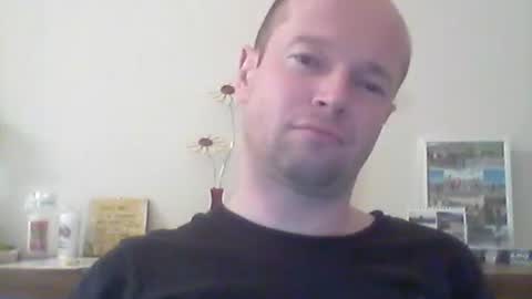 Snapshot of nick1990b chatting on February 2026 06:47:02 PM nick1990b online show from February 2026 06:47:02 PM