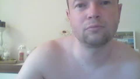 nick1990b online show from April 2026 05:14:02 PM