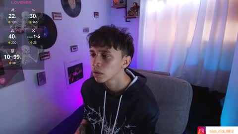 Nico online show from October 2025 06:51:01 PM