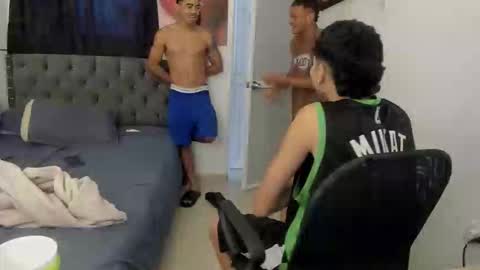 nick_master2 online show from March 2026 10:25:01 PM