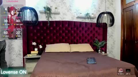 Nick  online show from September 2025 12:21:01 PM