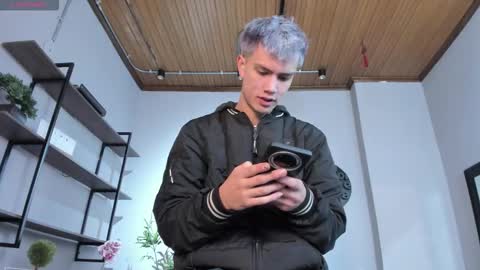 Nick  online show from February 2026 12:12:01 PM