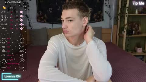 Nick online show from October 2025 02:48:02 PM