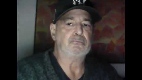 nickincali online show from December 2024 02:11:02 PM