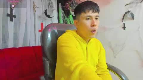 Nickk Wolff online show from October 2025 05:19:02 AM