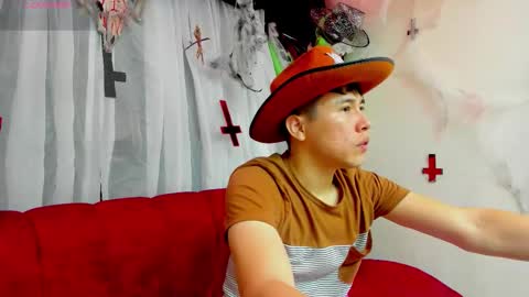 Nickk Wolff online show from October 2025 01:39:01 PM