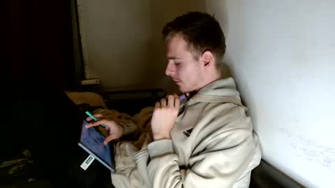 Nick online show from September 2025 07:47:01 PM