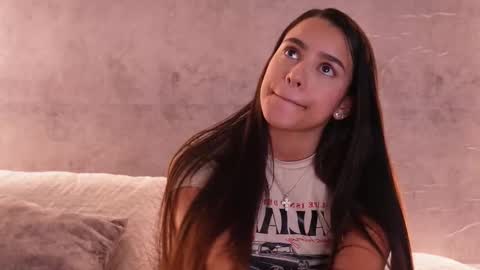 nicky and blake online show from September 2025 05:46:02 PM