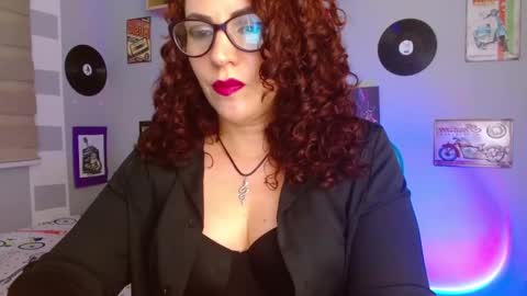 lucy online show from February 2025 10:43:02 PM