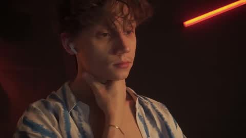 Nicky Neal online show from March 2025 02:52:01 AM