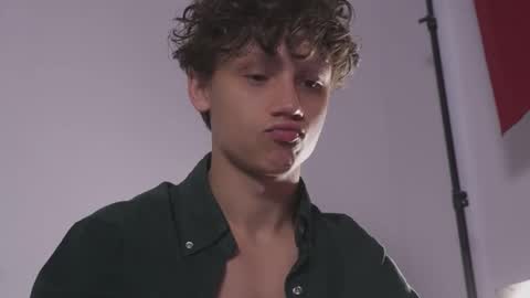 Nicky Neal online show from September 2025 11:31:02 AM