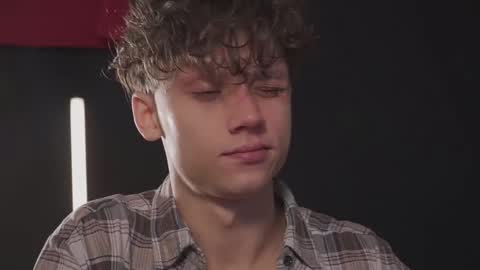 Nicky Neal online show from October 2025 12:42:02 AM