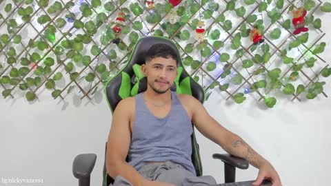 Snapshot of nicky_vance chatting on December 2024 11:14:01 PM nicky online show from December 2024 11:14:01 PM