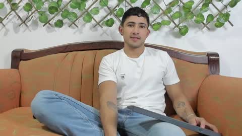 Snapshot of nicky_vance chatting on December 2024 07:40:02 PM nicky online show from December 2024 07:40:02 PM