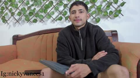 Snapshot of nicky_vance chatting on December 2024 04:40:02 PM nicky online show from December 2024 04:40:02 PM