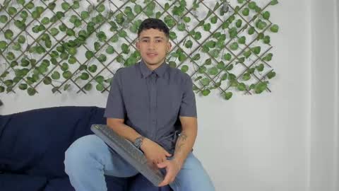 Snapshot of nicky_vance chatting on February 2025 07:47:02 PM nicky online show from February 2025 07:47:02 PM