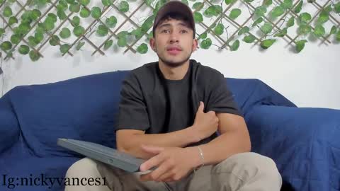 Snapshot of nicky_vance chatting on March 2025 08:11:02 PM nicky online show from March 2025 08:11:02 PM