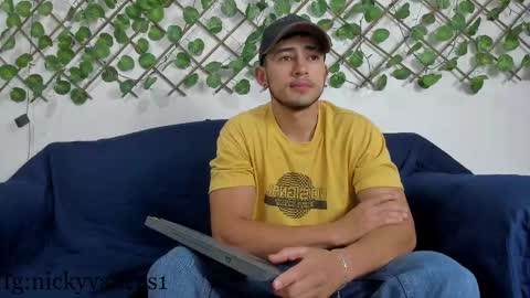 Snapshot of nicky_vance chatting on March 2025 08:03:02 PM nicky online show from March 2025 08:03:02 PM