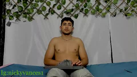 Snapshot of nicky_vance chatting on October 2025 08:50:02 PM nicky online show from October 2025 08:50:02 PM