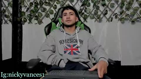 Snapshot of nicky_vance chatting on October 2025 07:24:01 PM nicky online show from October 2025 07:24:01 PM