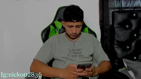 nicky online show from April 2026 07:11:02 PM